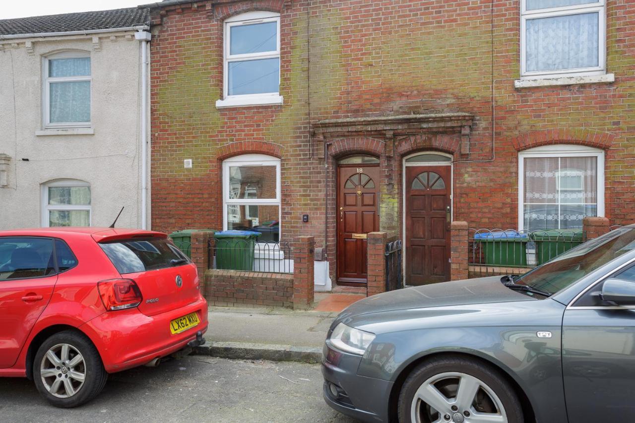 Blackberry - Stylish Self-Contained Flats In Soton City Centre Саутгемптон Екстер'єр фото